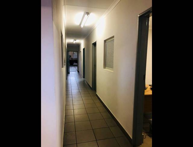 INDUSTRIAL PROPERTY TO RENT IN LADINE